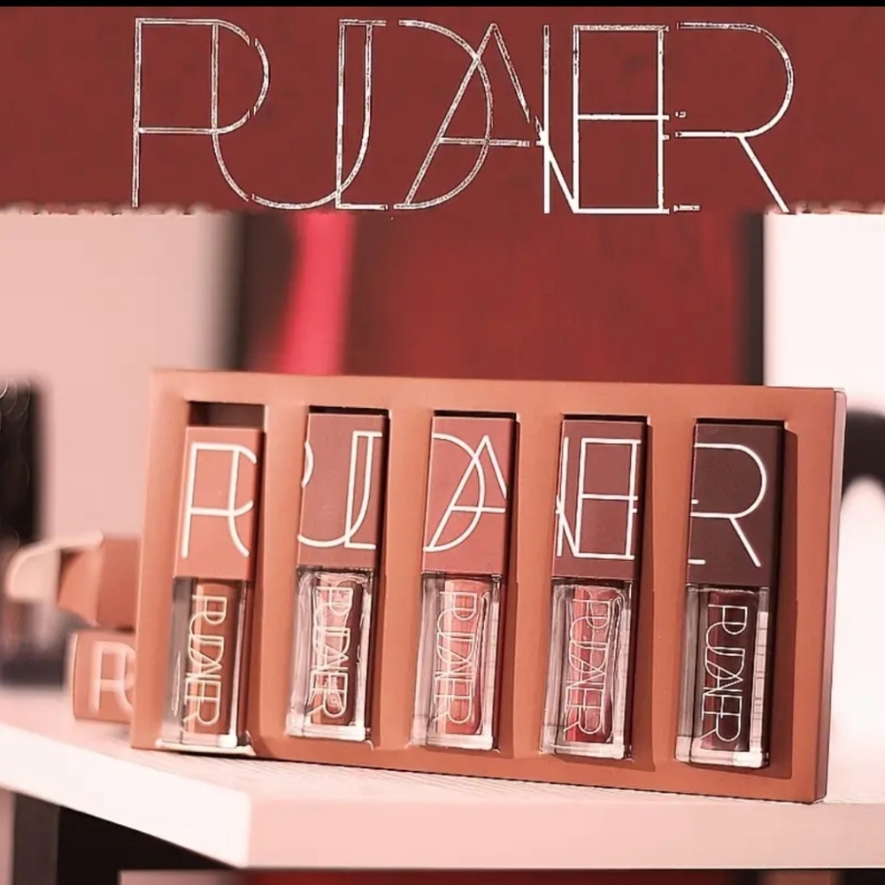 NWT Pudaier 5 Piece Matte Long Lasting Lipstick